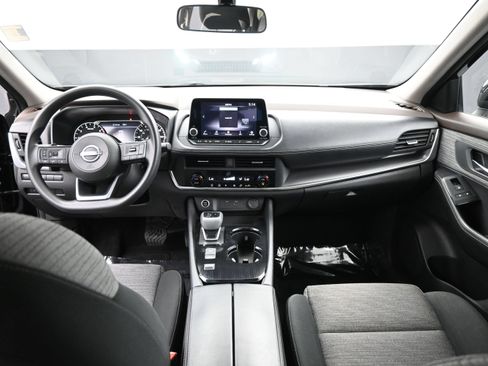 Used 2023 Nissan Rogue SV FWD image 19