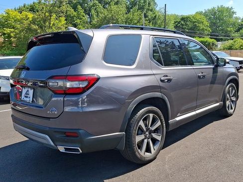 Certified 2024 Honda Pilot Elite image 6