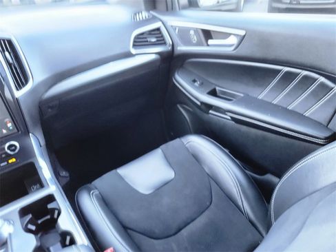 Used 2022 Ford Edge ST w/ Equipment Group 401A image 15