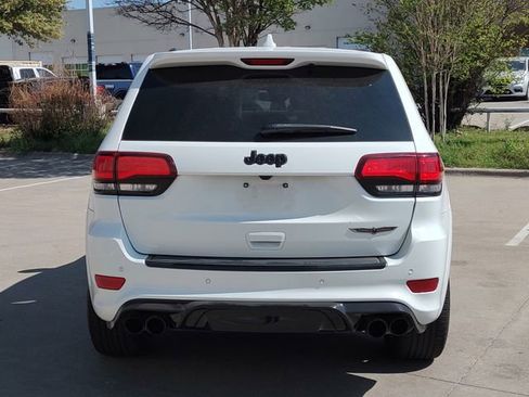 Used 2021 Jeep Grand Cherokee Trackhawk image 4