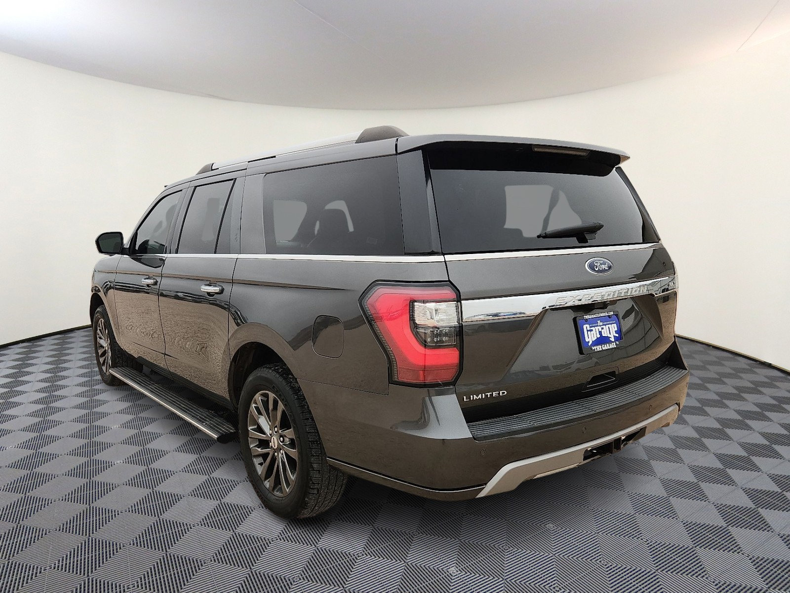 Used 2021 Ford Expedition Max Limited AWD/4WD image 3