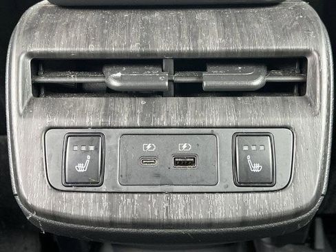 Certified 2023 Nissan Ariya AWD image 17