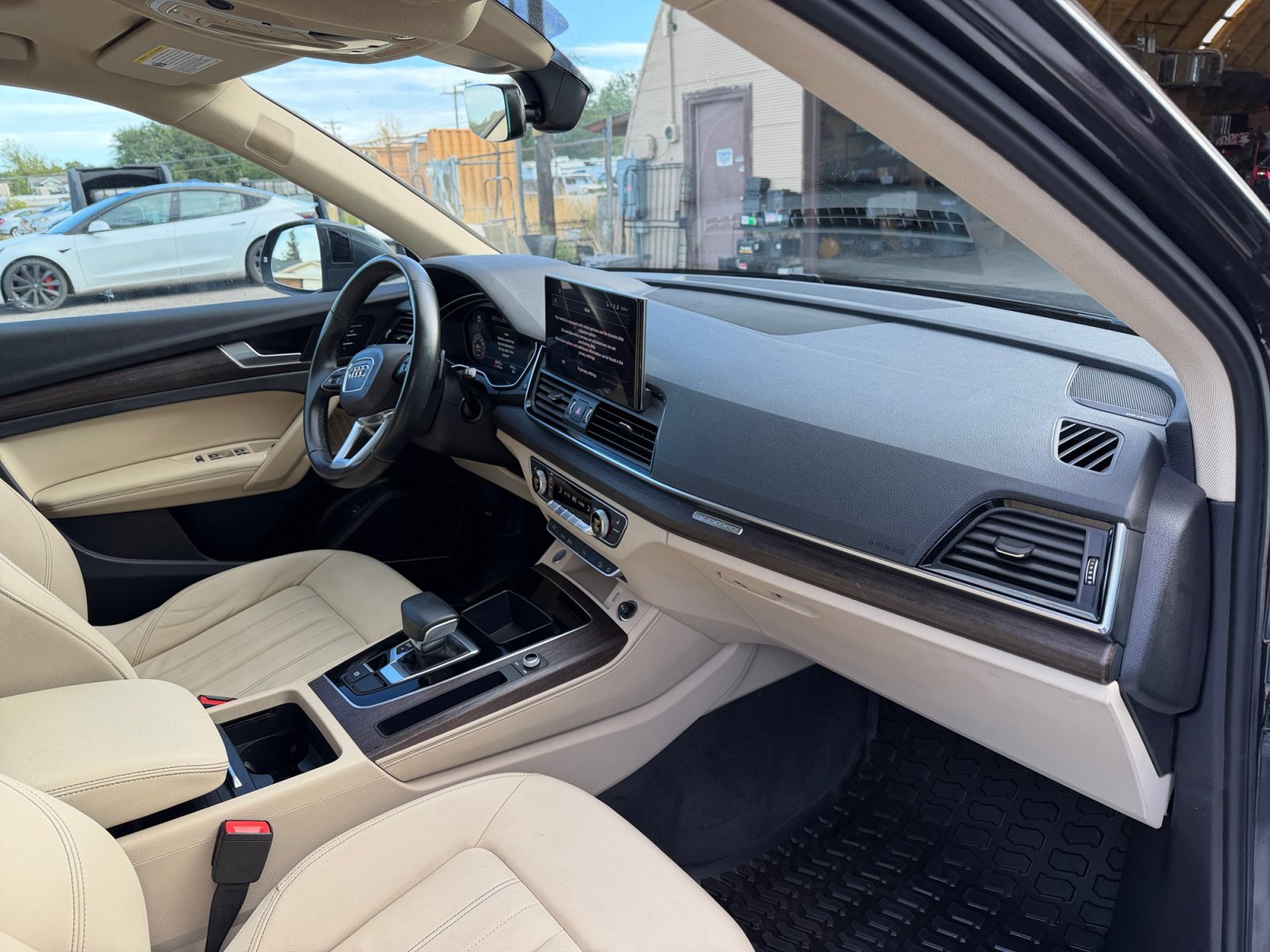 Used 2021 Audi Q5 2.0T Premium Plus AWD/4WD image 16