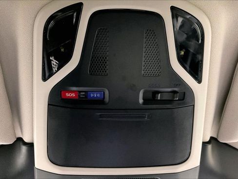 Used 2023 Subaru Outback Premium image 35