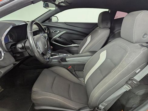 Used 2020 Chevrolet Camaro LT image 10