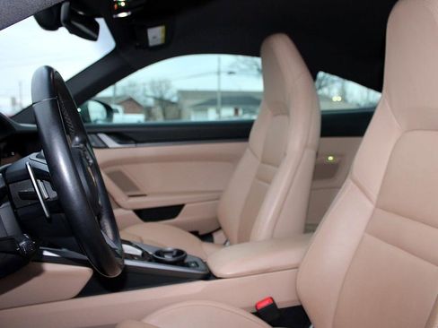 Used 2021 Porsche 911 Carrera S image 21