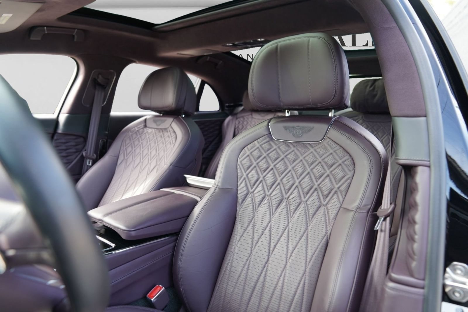 Used 2023 Bentley Flying Spur S V8 AWD/4WD image 5