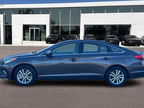 Used 2017 Hyundai Sonata SE FWD image 6