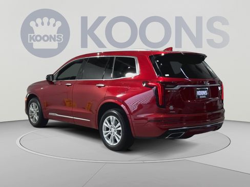 Used 2024 Cadillac XT6 Luxury w/ LPO, Floor Liner Package AWD/4WD image 11