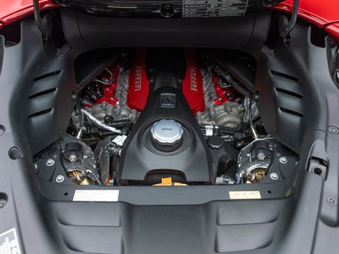 Used 2024 Ferrari SF90 Spider AWD/4WD image 33