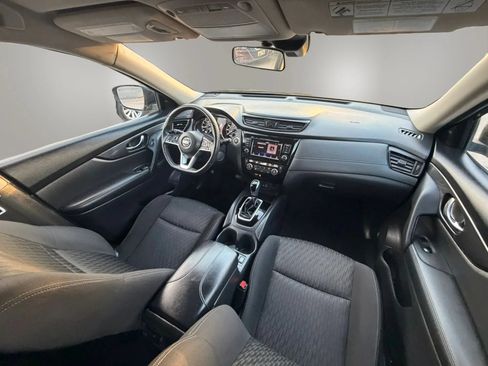 Used 2019 Nissan Rogue SV FWD image 30