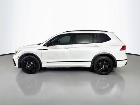 Used 2023 Volkswagen Tiguan SE R-Line FWD image 8