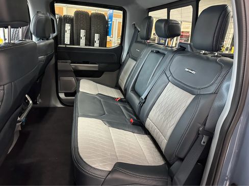 Used 2023 Ford F150 Limited image 29