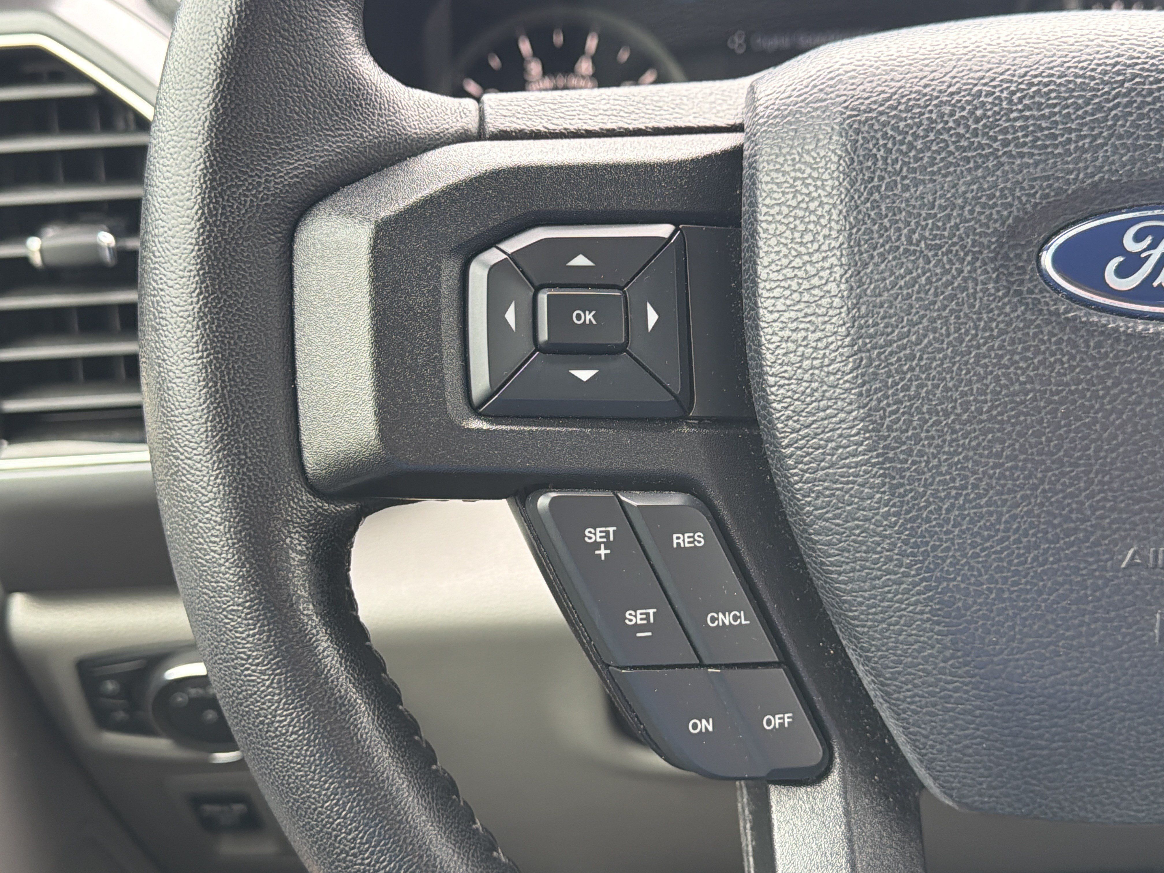 Used 2020 Ford F150 XLT w/ Equipment Group 302A Luxury RWD image 14