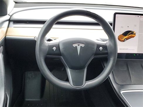 Used 2021 Tesla Model 3 Long Range image 11