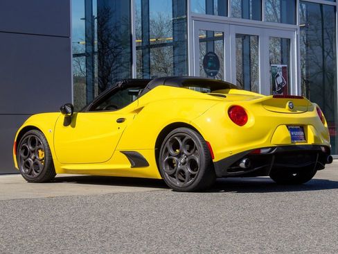 Used 2016 Alfa Romeo 4C Base w/ Spider Track Package 4 image 8