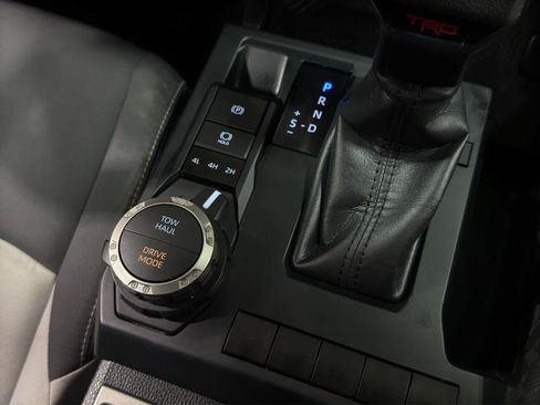 Used 2024 Toyota Tacoma TRD Sport image 26