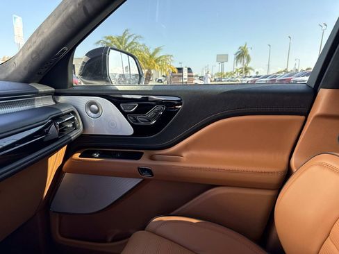 New 2026 Lincoln Aviator Black Label w/ Dynamic Handling Package image 23