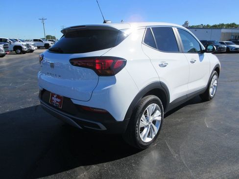 Certified 2025 Buick Encore GX Preferred AWD/4WD image 5