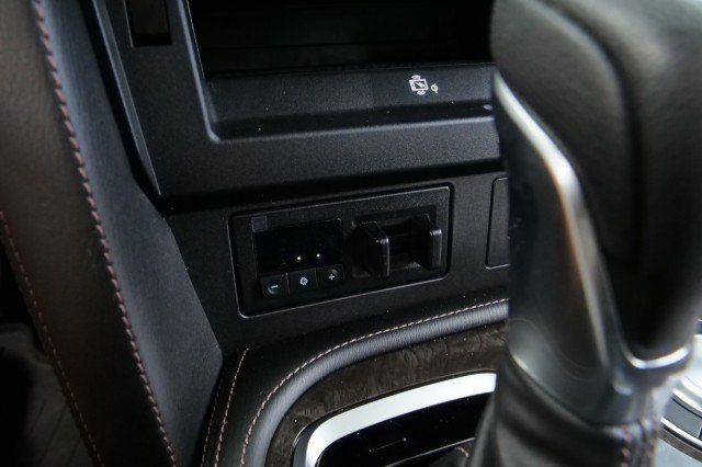 Used 2023 Nissan Armada Platinum w/ Captain's Chairs Package RWD image 20