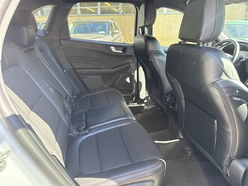 Used 2025 Ford Escape ST-Line image 29