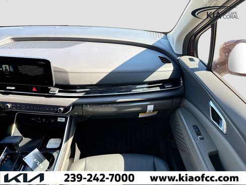 New 2026 Kia Carnival EX FWD image 17