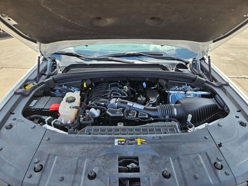 Used 2023 Jeep Grand Cherokee Altitude RWD image 33