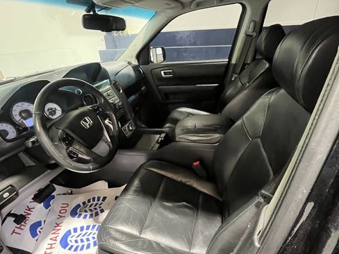 Used 2011 Honda Pilot Touring image 6