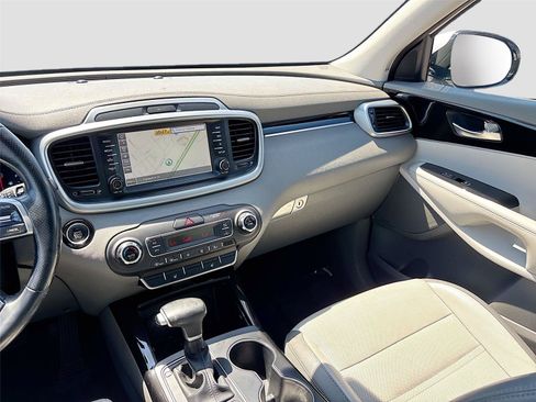 Used 2020 Kia Sorento SX FWD image 24