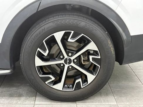 Used 2023 Kia Sportage EX FWD image 7