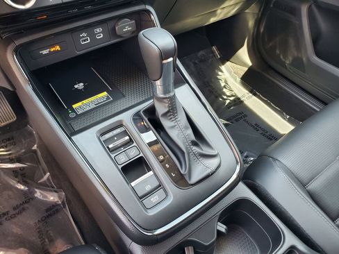 Used 2025 Honda CR-V EX-L image 32