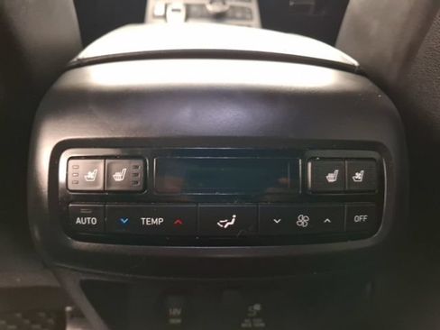 Used 2020 Hyundai Palisade Limited FWD image 13