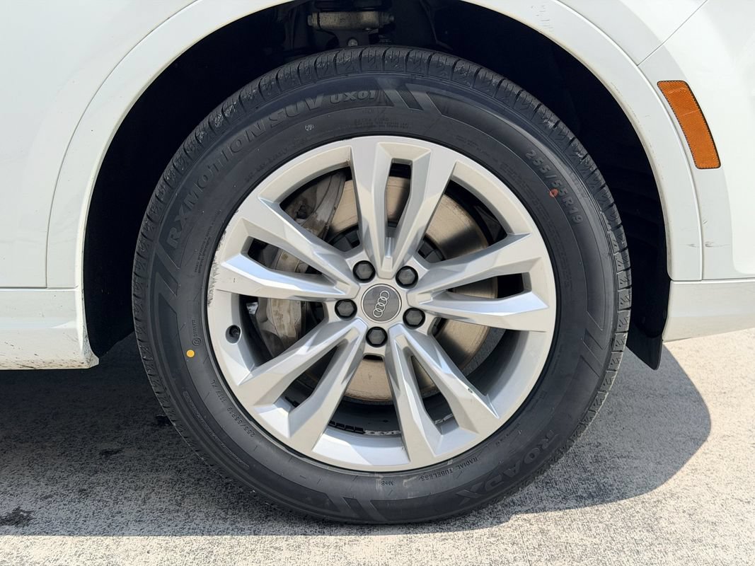 Used 2017 Audi Q7 2.0T Premium Plus AWD/4WD image 28