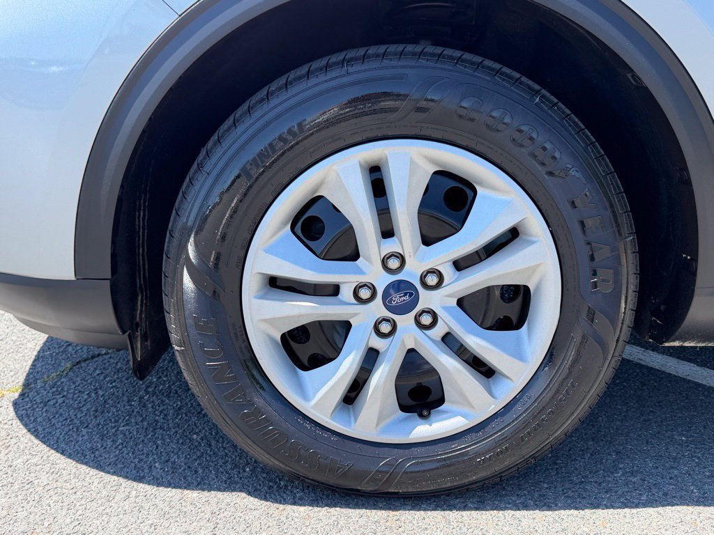 Used 2022 Ford Escape S AWD/4WD image 10