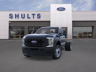 New 2025 Ford F550 4x4 Regular Cab Super Duty video 2