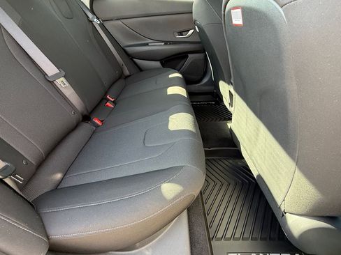 New 2026 Hyundai Elantra SE FWD image 11