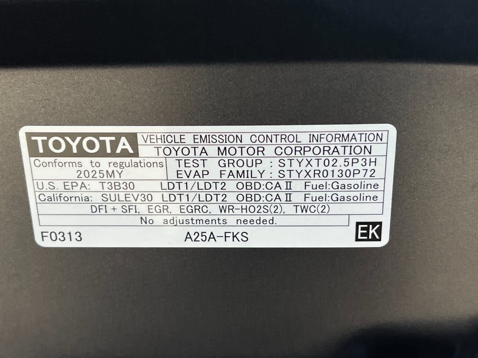Used 2025 Toyota RAV4 XLE FWD image 30