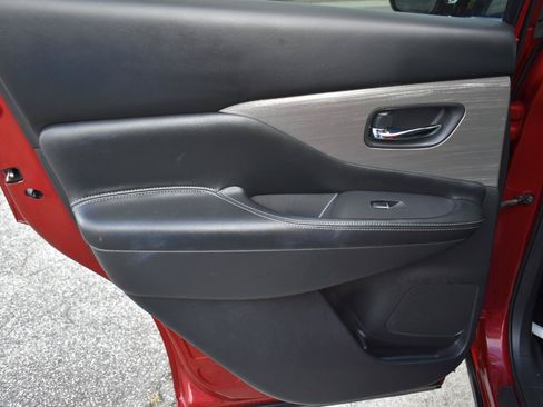 Used 2018 Nissan Murano Platinum FWD image 37