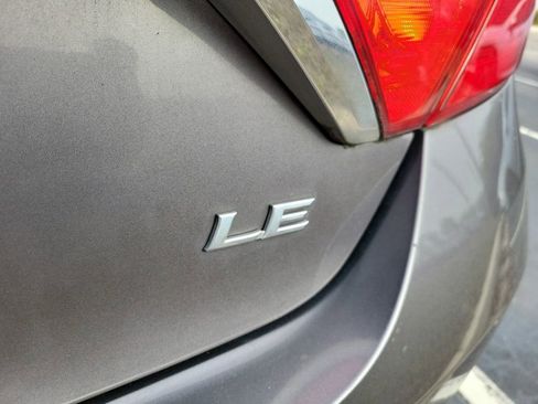 Used 2015 Toyota Camry LE image 16