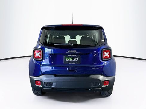Used 2021 Jeep Renegade Sport FWD image 7