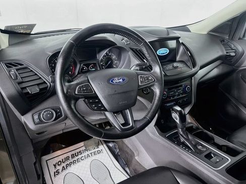 Used 2019 Ford Escape SEL AWD/4WD image 9