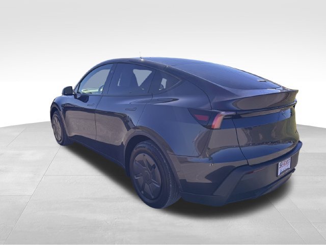 Used 2026 Tesla Model Y AWD image 4