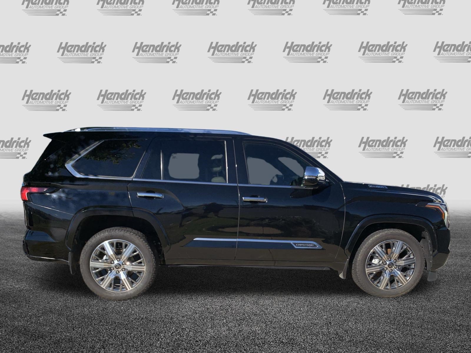 Used 2024 Toyota Sequoia Capstone AWD/4WD image 11