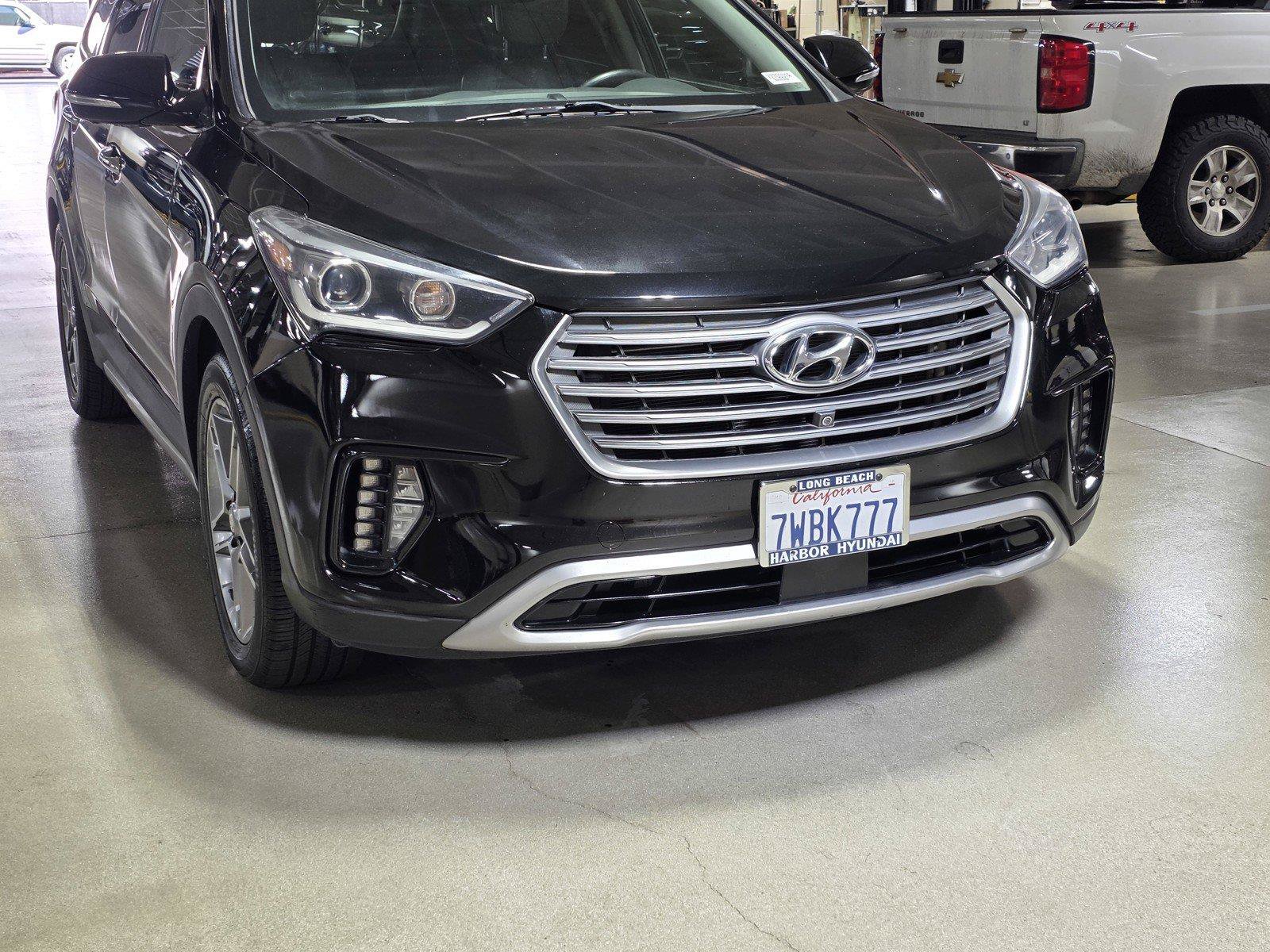 Used 2017 Hyundai Santa Fe Limited FWD image 9