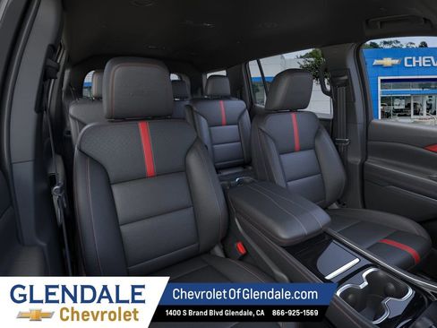 New 2026 Chevrolet Traverse RS w/ LPO, Floor Liner Package FWD image 16