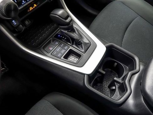 Certified 2024 Toyota RAV4 LE image 20