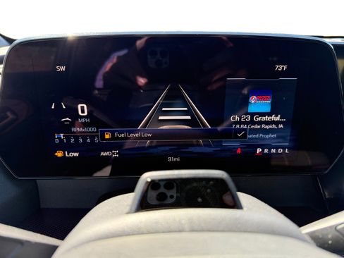 New 2026 Chevrolet Traverse Z71 w/ Enhanced Driving Package AWD/4WD image 11