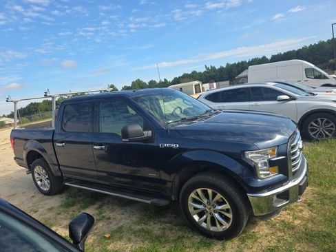 Used 2015 Ford F150 XLT w/ Equipment Group 302A Luxury AWD/4WD image 3