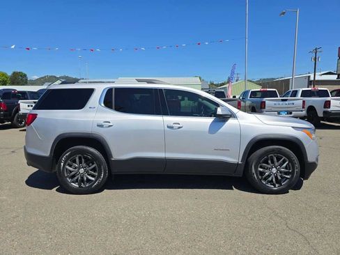 Used 2018 GMC Acadia SLT AWD/4WD image 6
