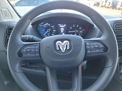 Used 2025 RAM ProMaster 2500 w/ Convenience Group image 8